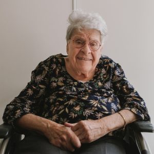 mémoires de villes, photo portrait en couleur de Marie-Angèle Trovallet