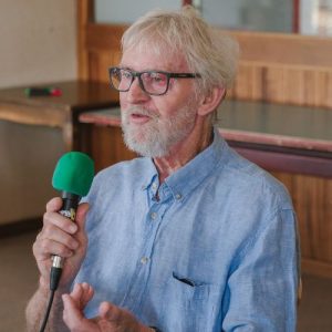 Mémoires de Villes Saint-Aubin-du-Cormier, photo portrait en couleurs de Yvon Le Caër