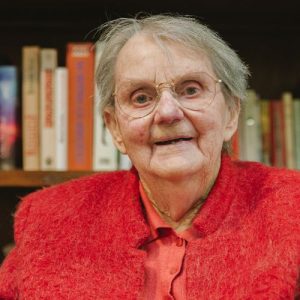 Mémoires de Villes Saint-Aubin-du-Cormier, photo portrait en couleurs de Hélène Morel